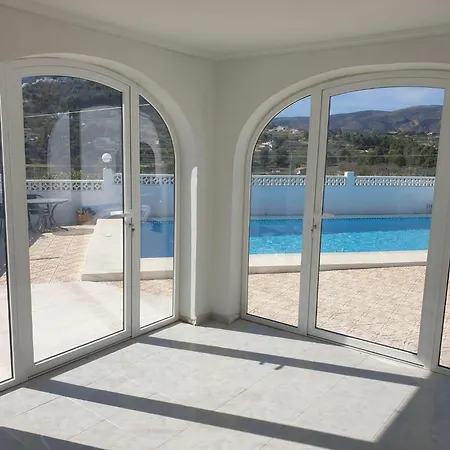 Empedrola 2br * קלפה